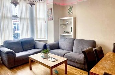 Addison Road, North Hill, Plymouth - Image 3